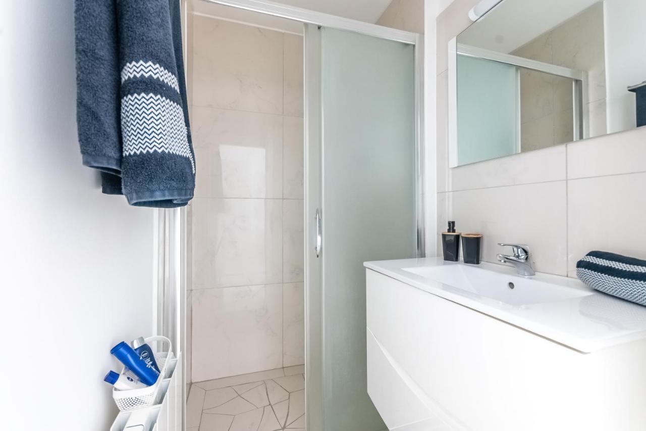 Le Georges Apartamento Montbéliard Exterior foto